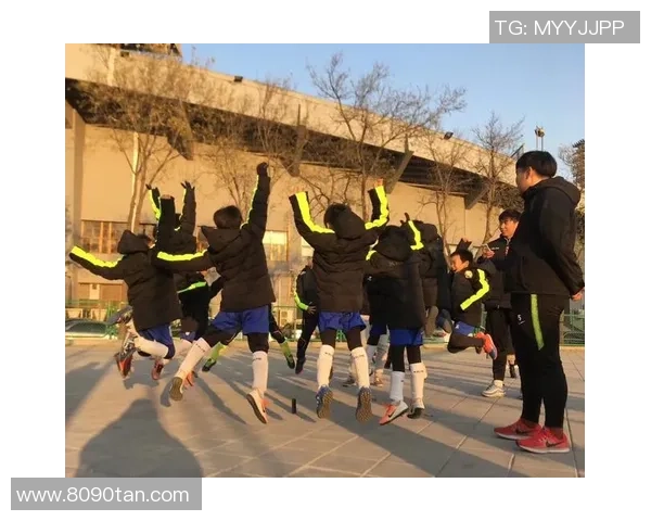 南京网球队的拼搏之路:从默默无闻到冠军赛的辉煌历程